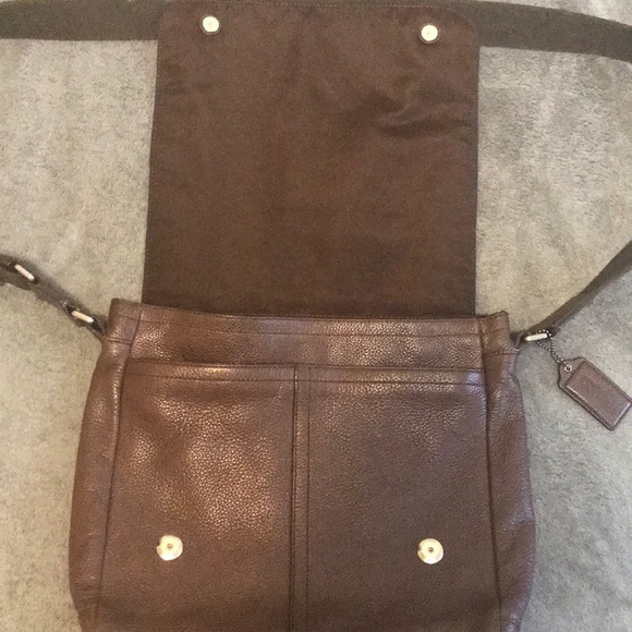 Leather coach messenger 100% authentic - Picture 3 of 5